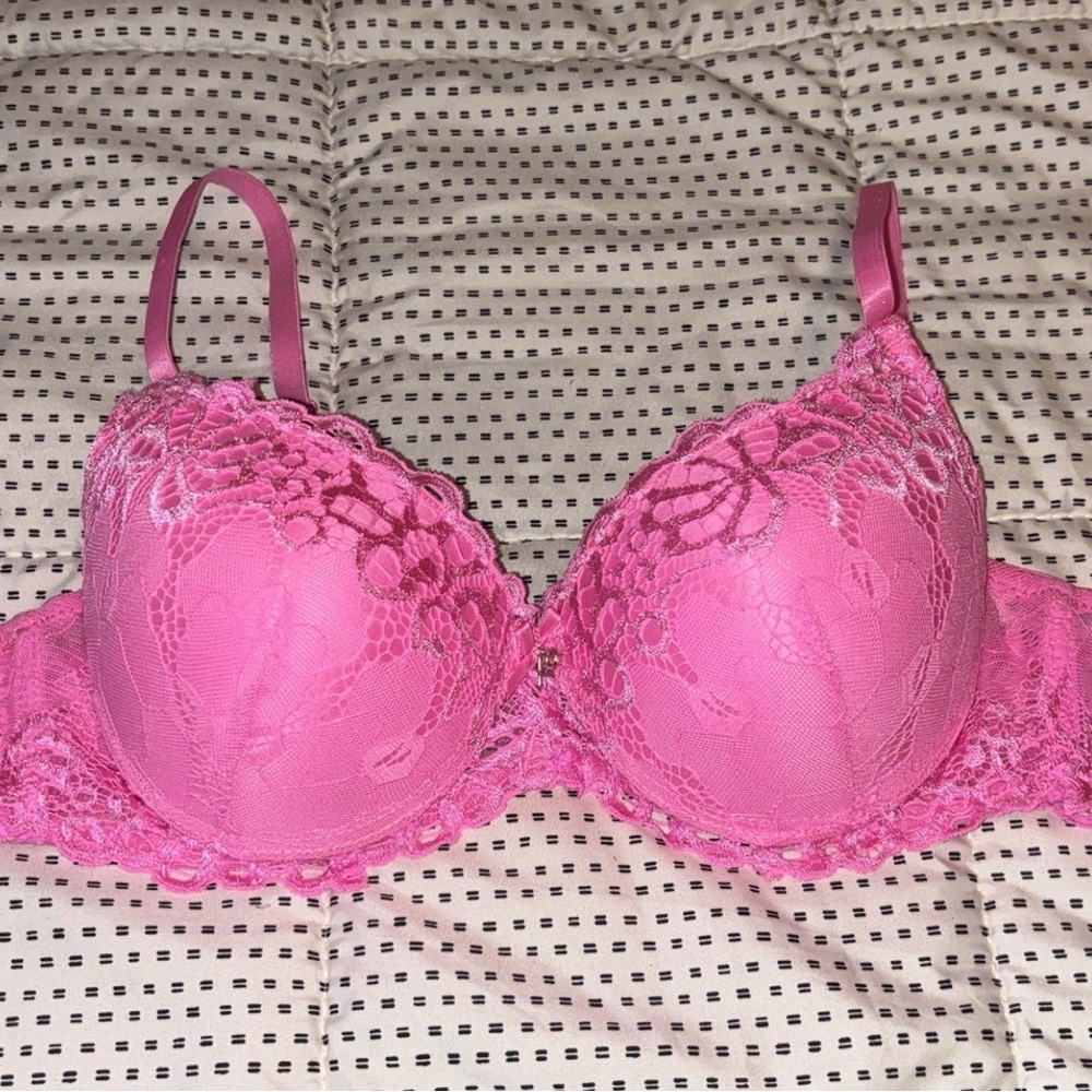 XOXO Lace Push-Up Bra - Vibrant Pink